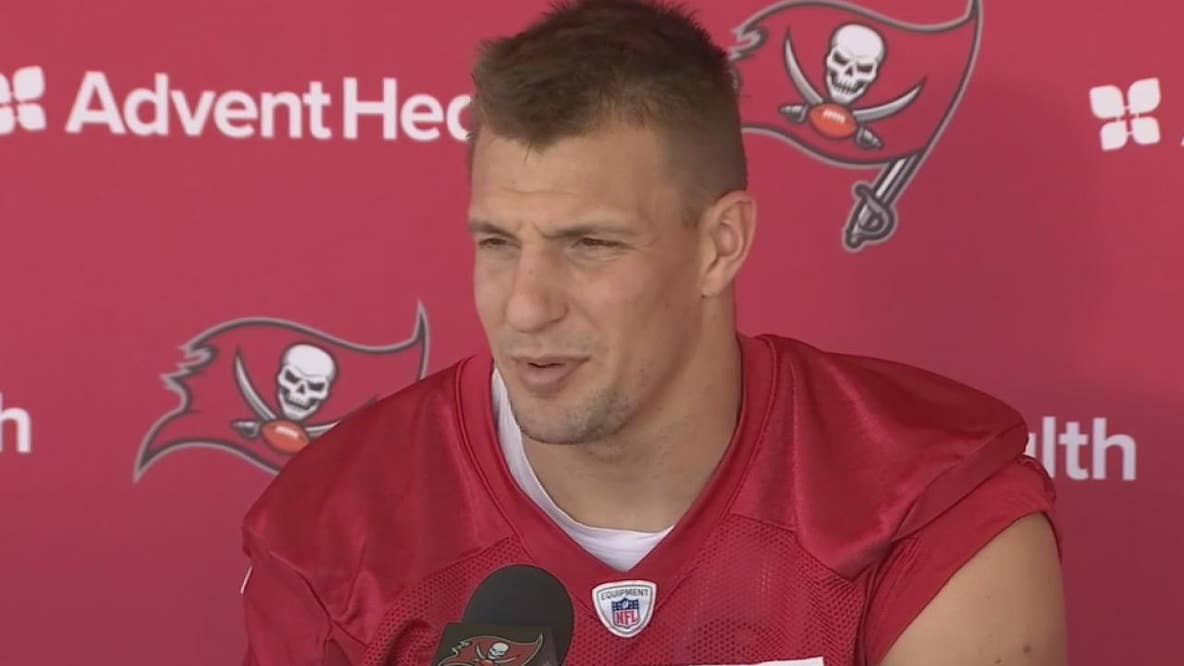 Gronk, Brady evolve to effortless connection